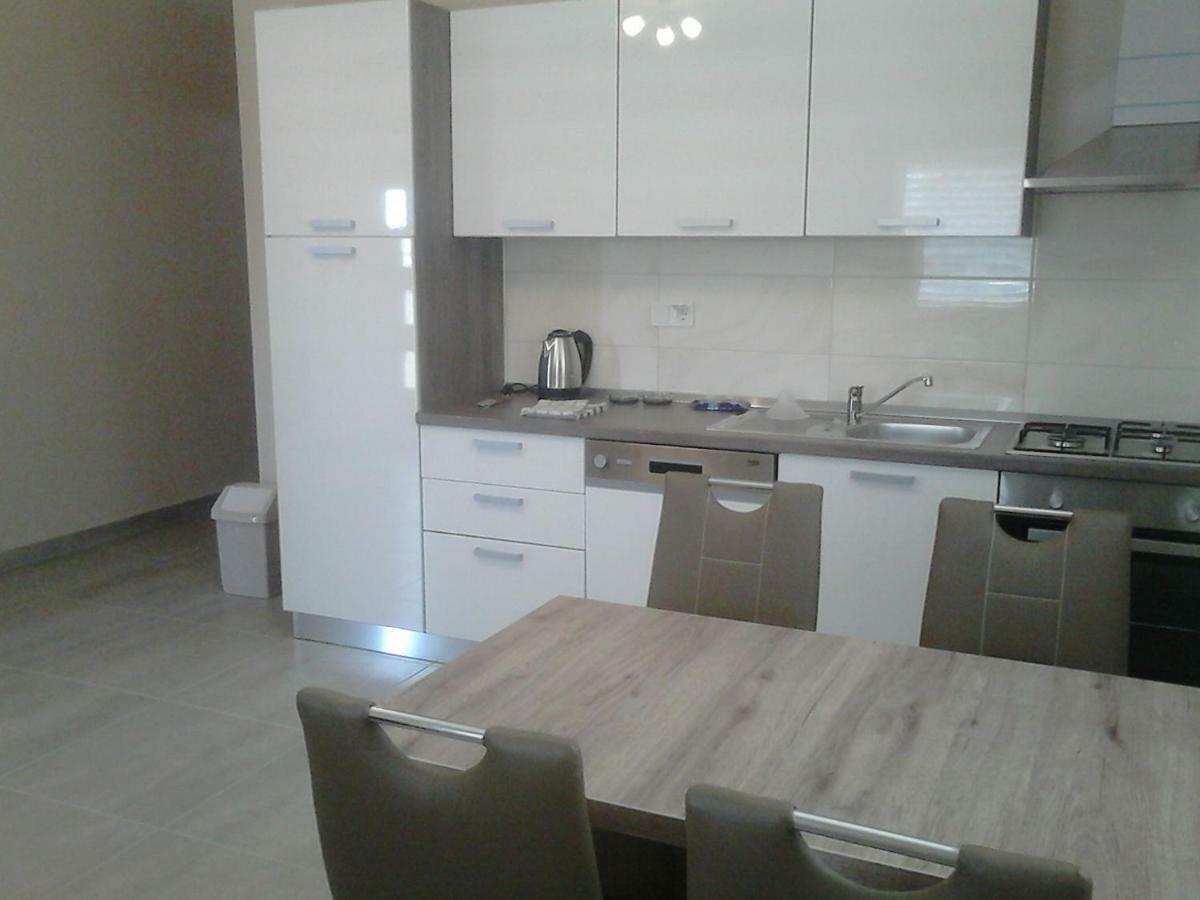Apartments Juliet Оребич Екстер'єр фото